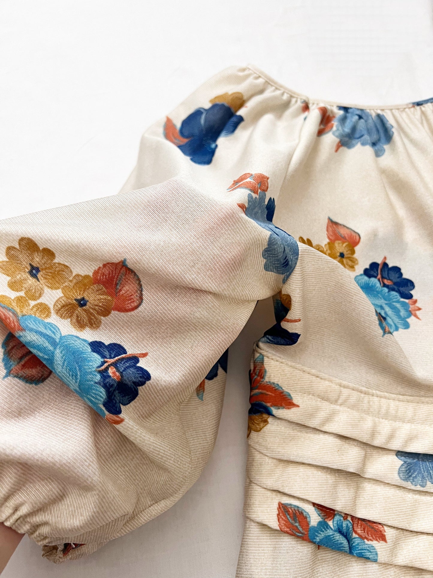 70s cream flower dress, Size L