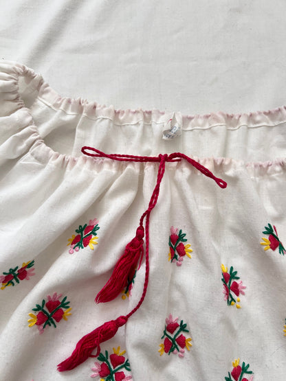 70s white and flowers blouse, Size L