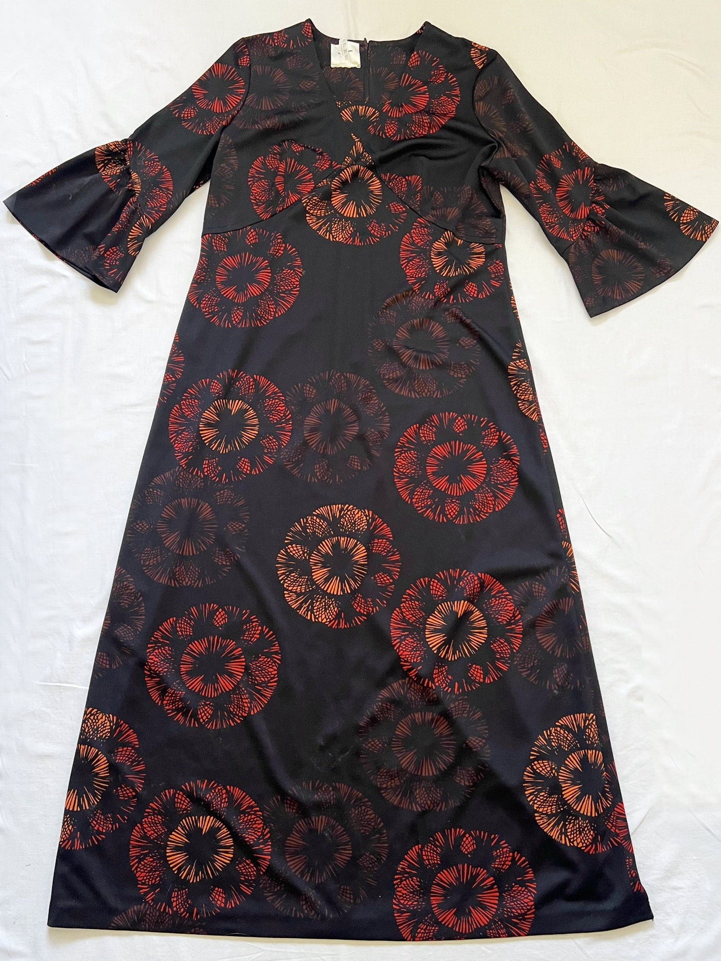 Dark flower dress, Size L