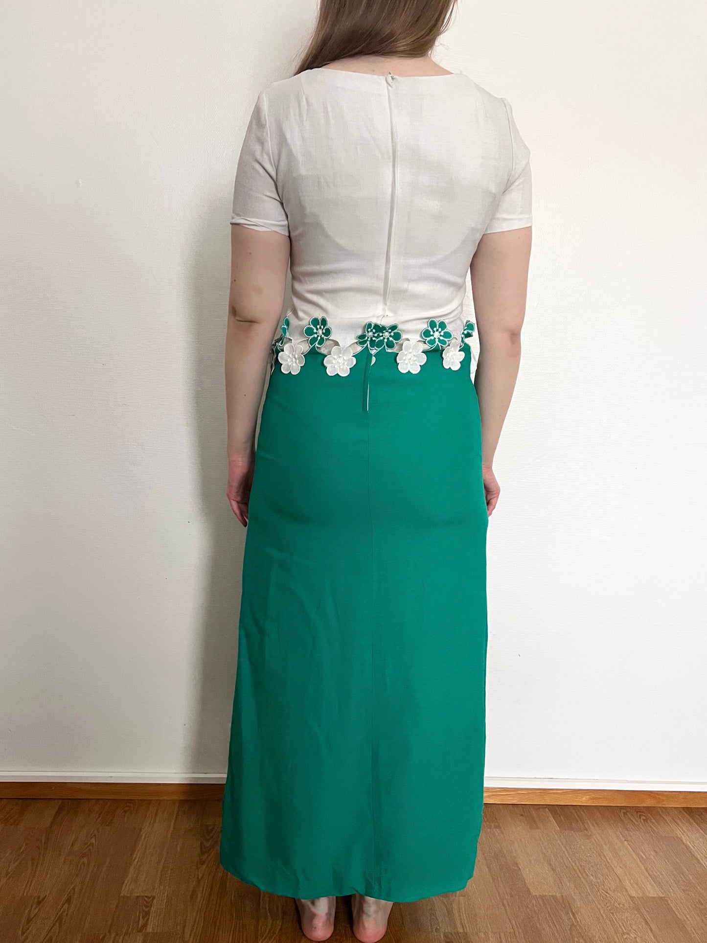70s white and green maxi dress, Size XS-S