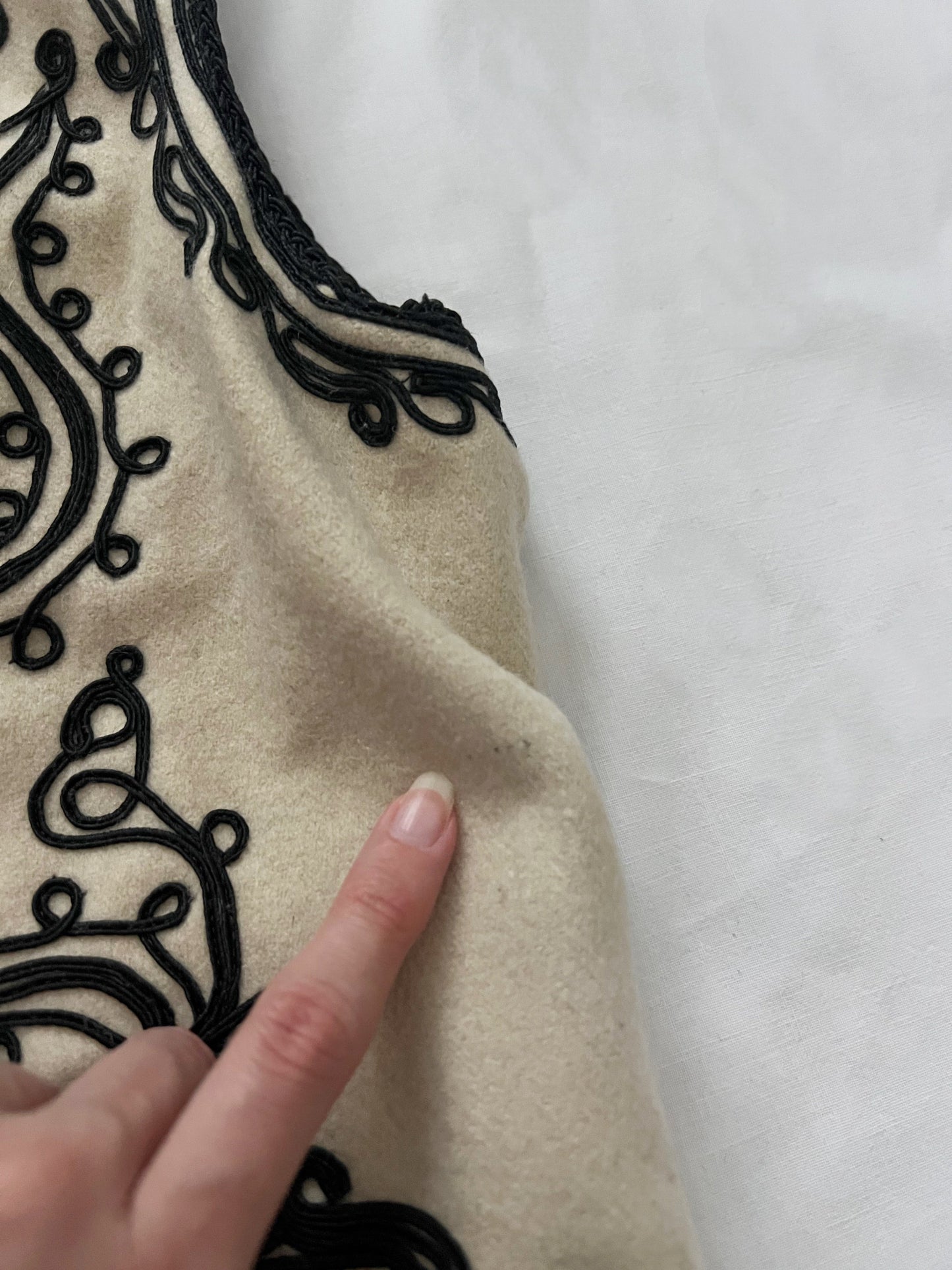 50s/60s Romanian embroidered vest, Size M