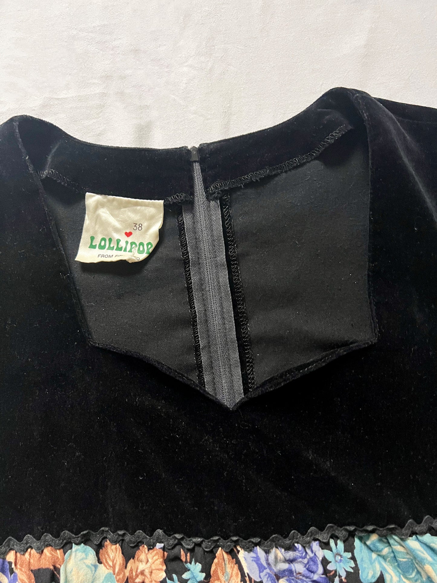 70s floral and black velvet dress, Size S