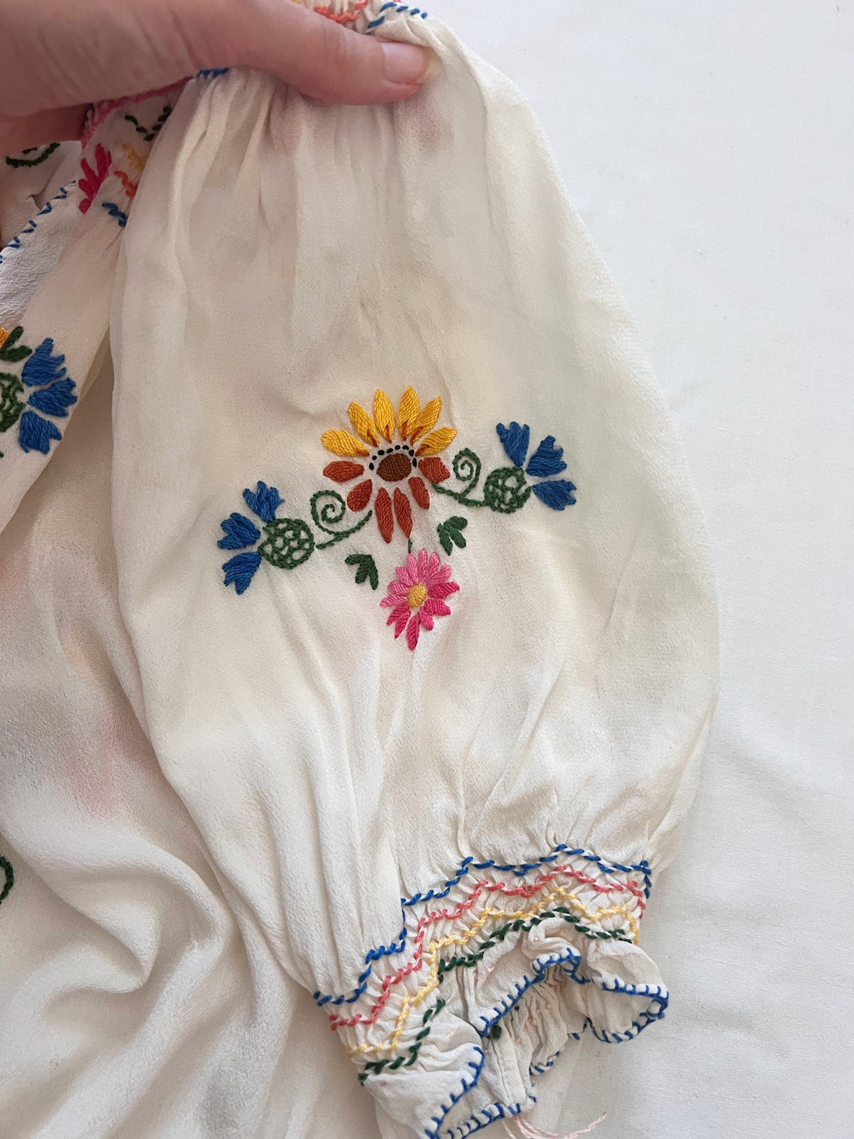 1930s short sleeved Hungarian blouse, Size S
