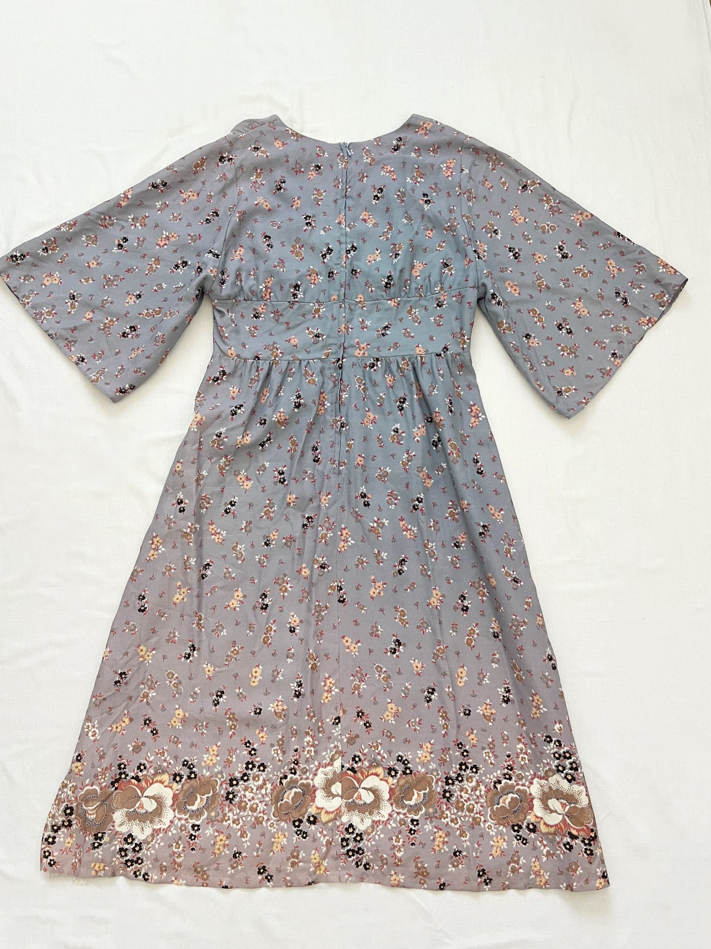 Gray flower dress, Size S