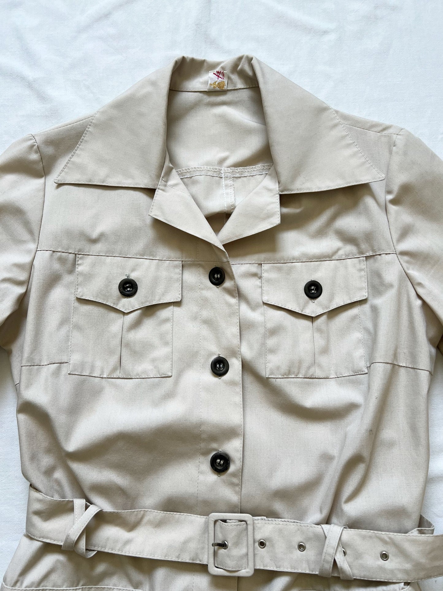 Beige short trench coat, Size S-M