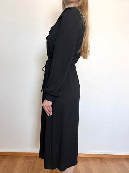 70s black ruffle dress, Size L