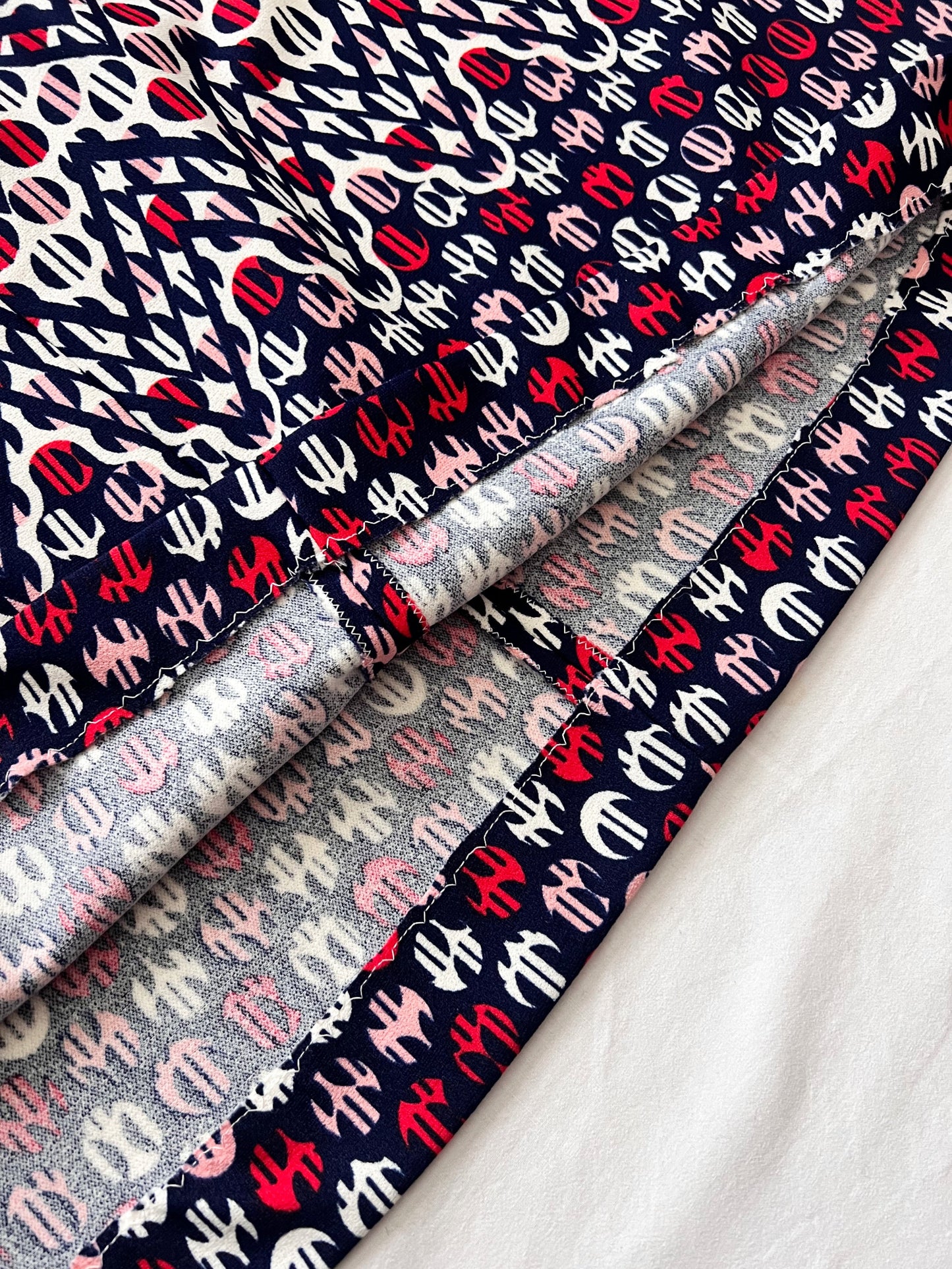 70s maxi skirt with circle pattern, Size L