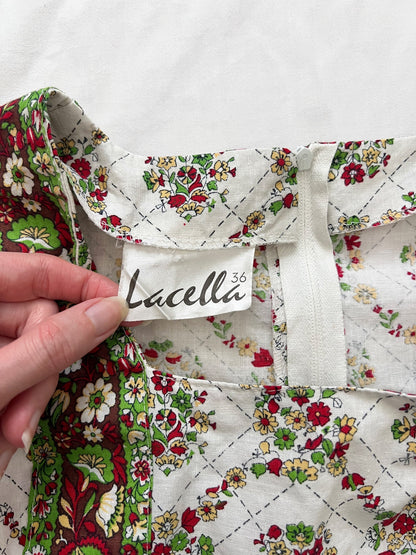 70s white flower pattern dress, Size XS