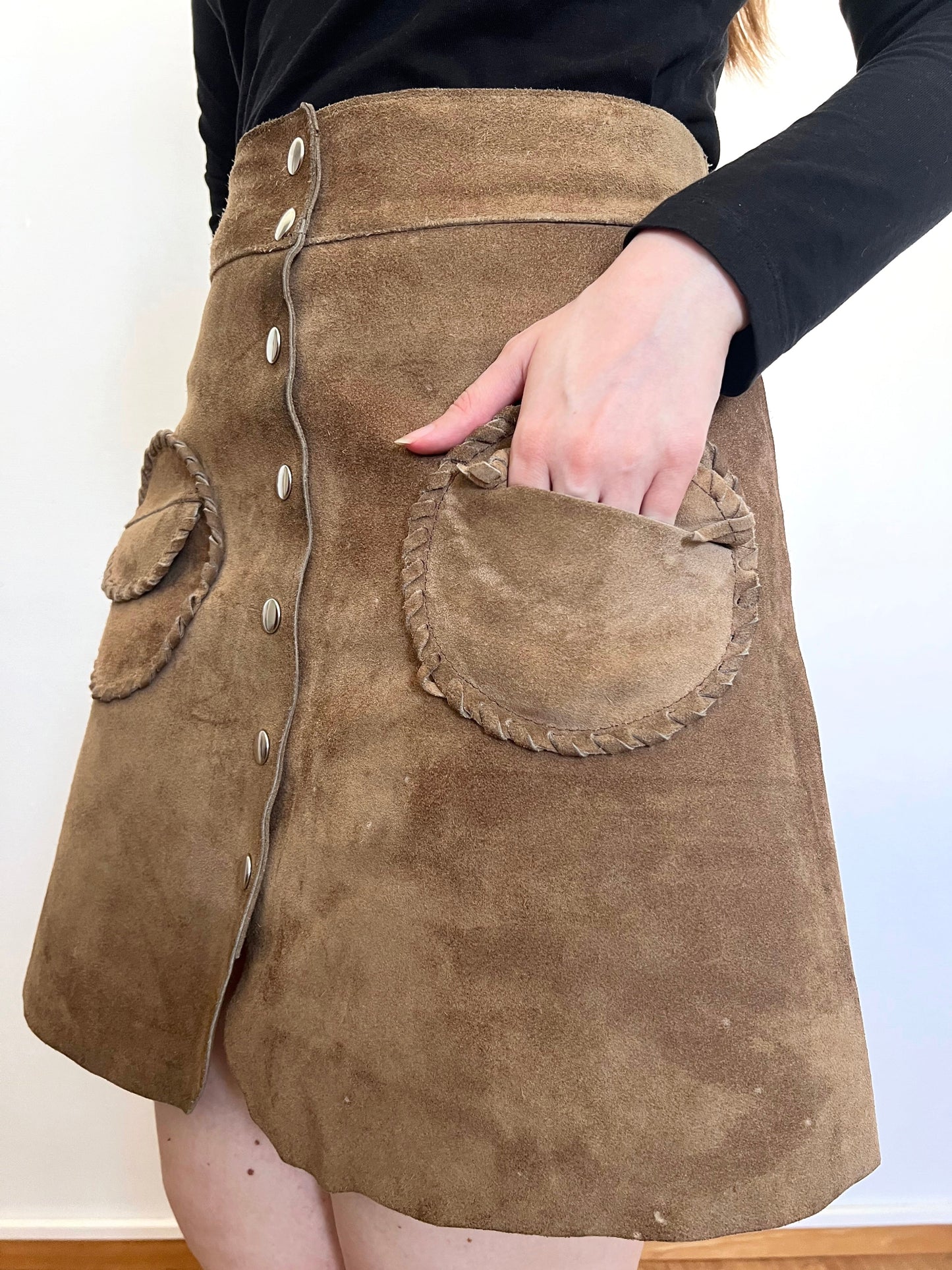 60s suede skirt with pockets, Size S-M