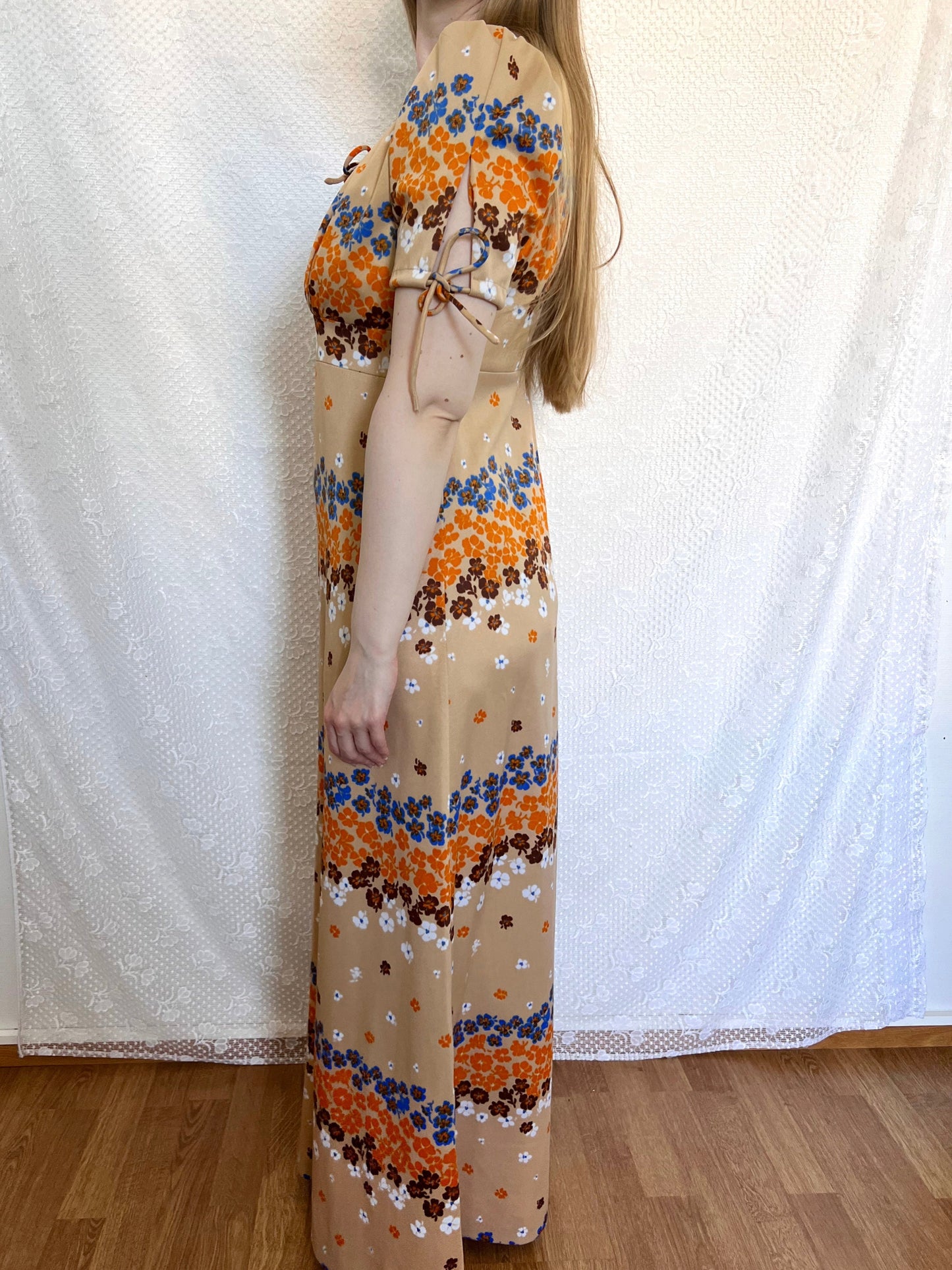 70s beige floral dress, Size M