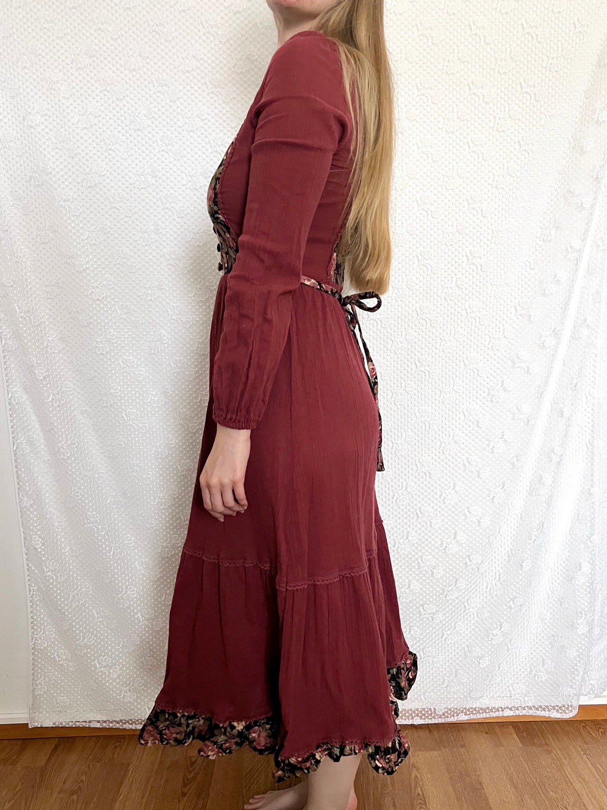 70s floral and burgandy dress, Size M