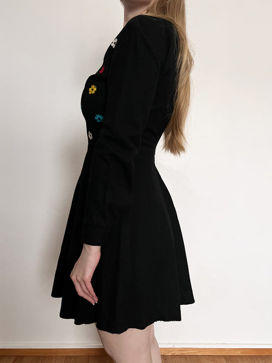 60s black and colorful flowers dress, Size XS