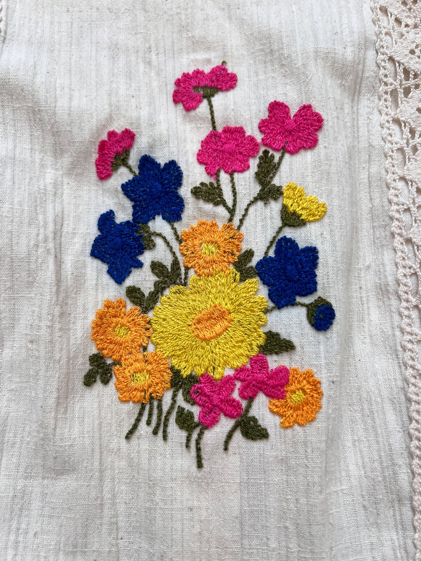 70s cream lace and flower dress, Size L