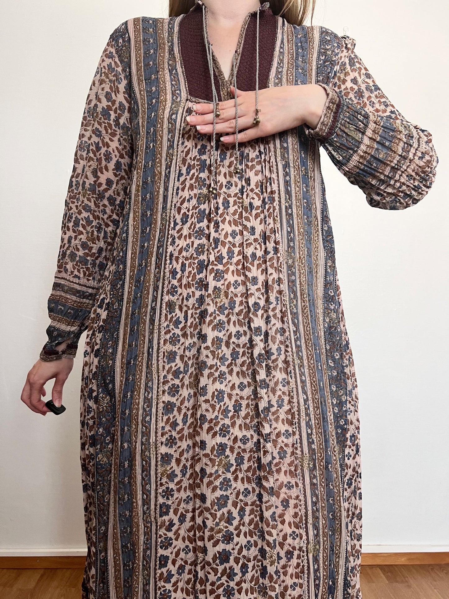 70s Indian cotton gauze pattern dress, Size M