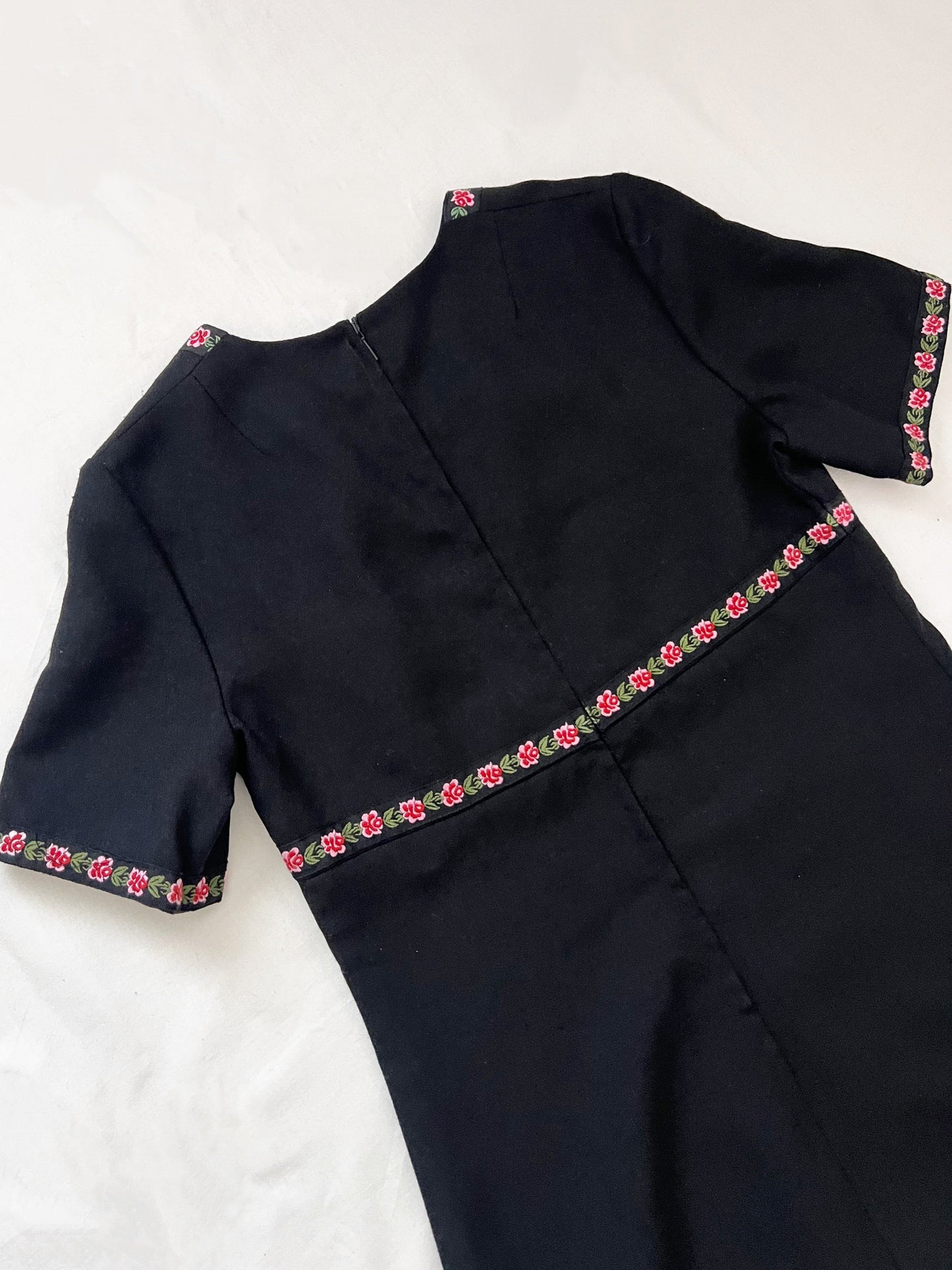 Black dress with rose embroidery, Size S