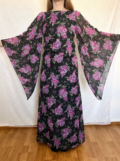 70s floral dramatic sleeves dress, Size XS
