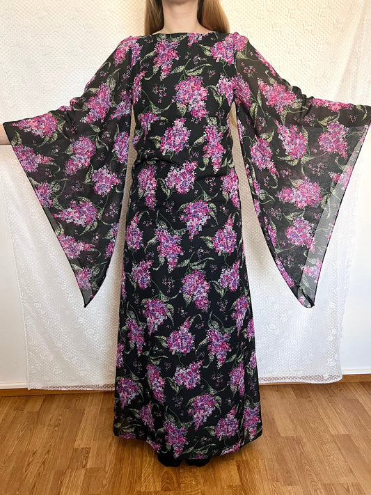 70s floral dramatic sleeves dress, Size XS
