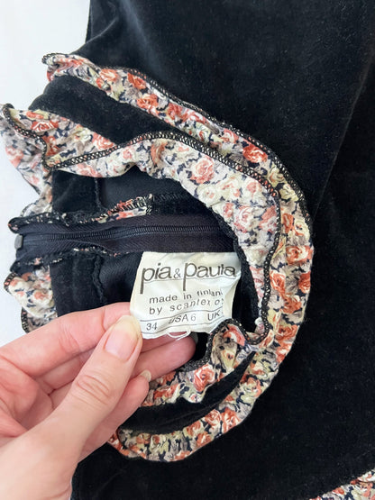 70s floral and black velvet dress, Size XS-M