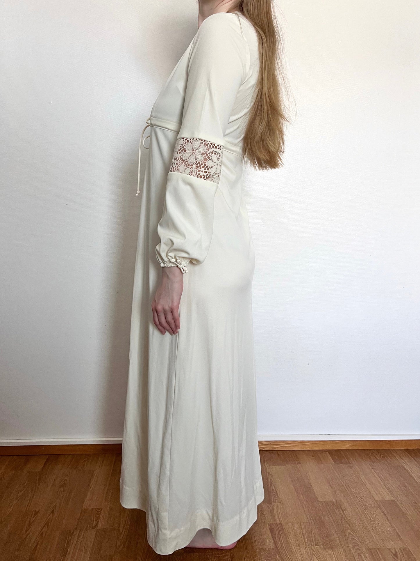 70s white lace detail dress, Size S