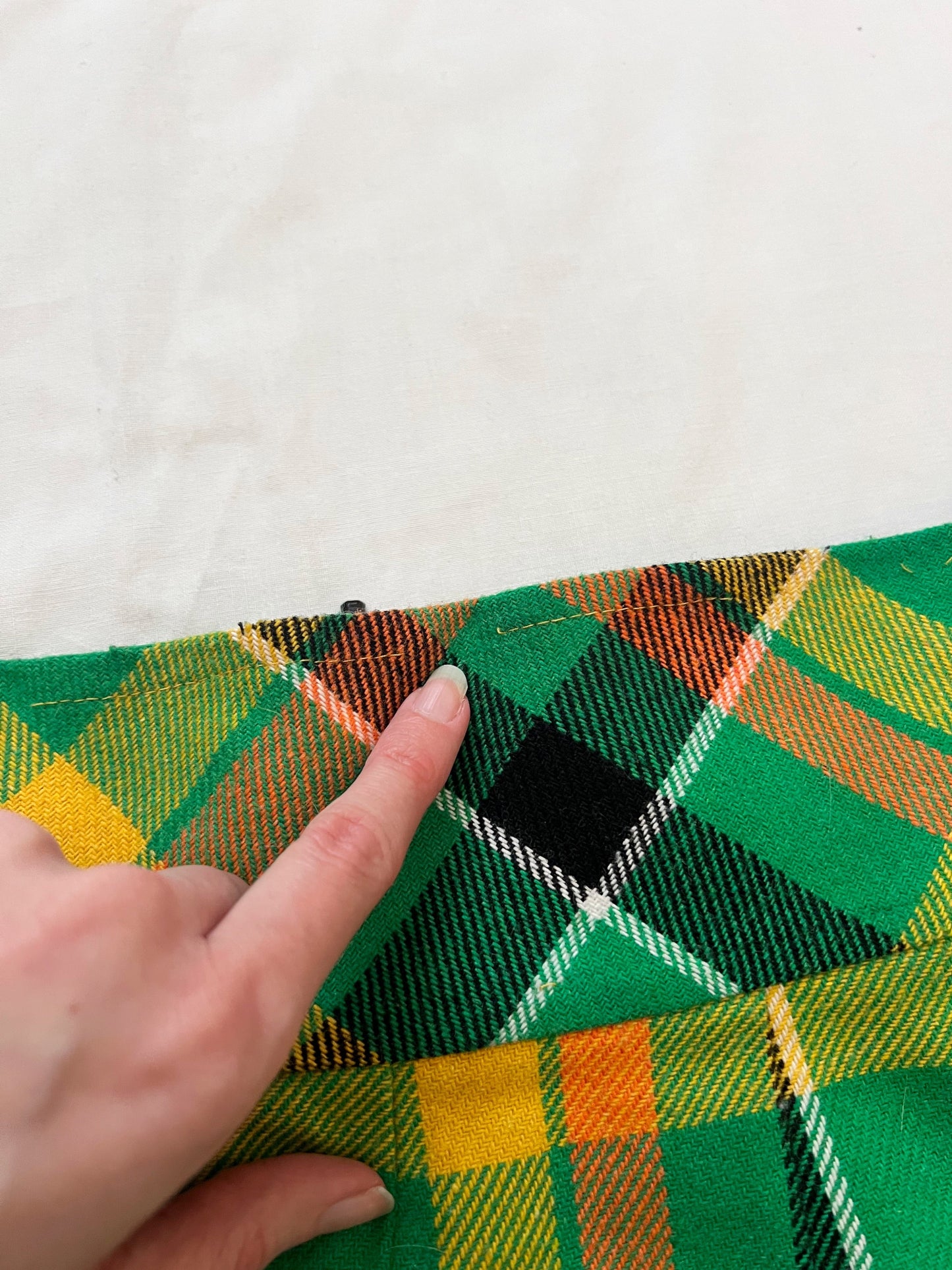 70s colorful plaid skirt, Size S