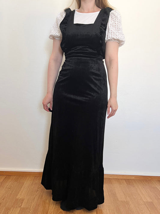 70s black velvet ruffle dress, Size XS-S