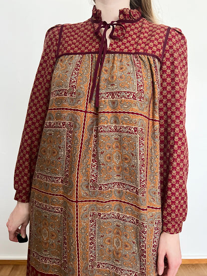 70s burgundy prairie dress, Size S