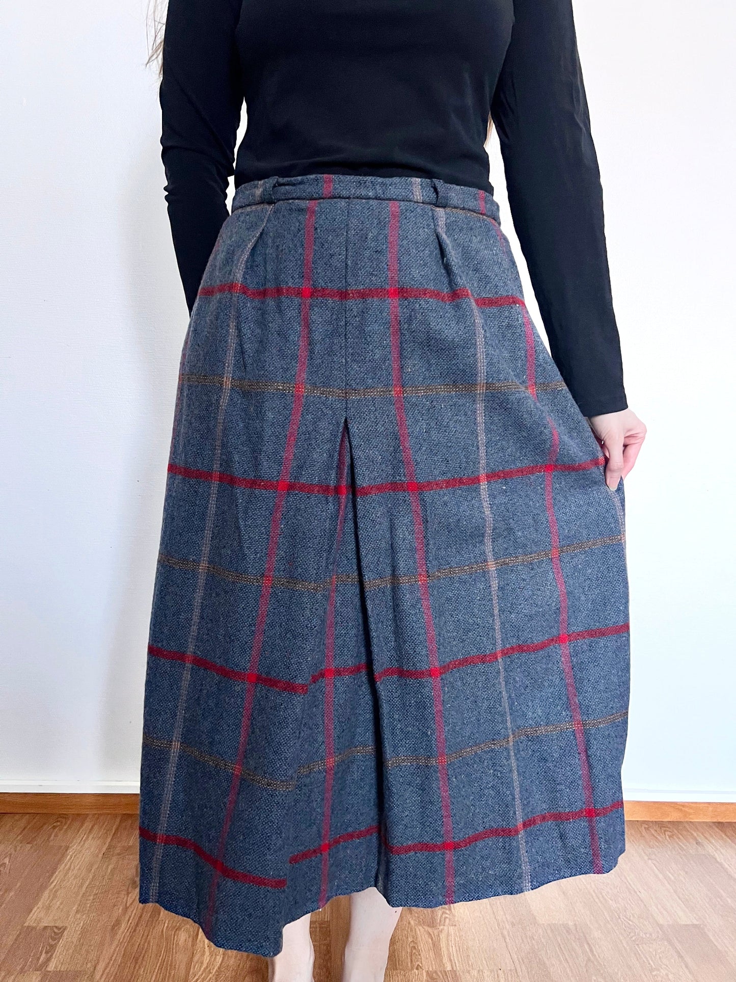 70s wool blend gray skirt, Size M-L
