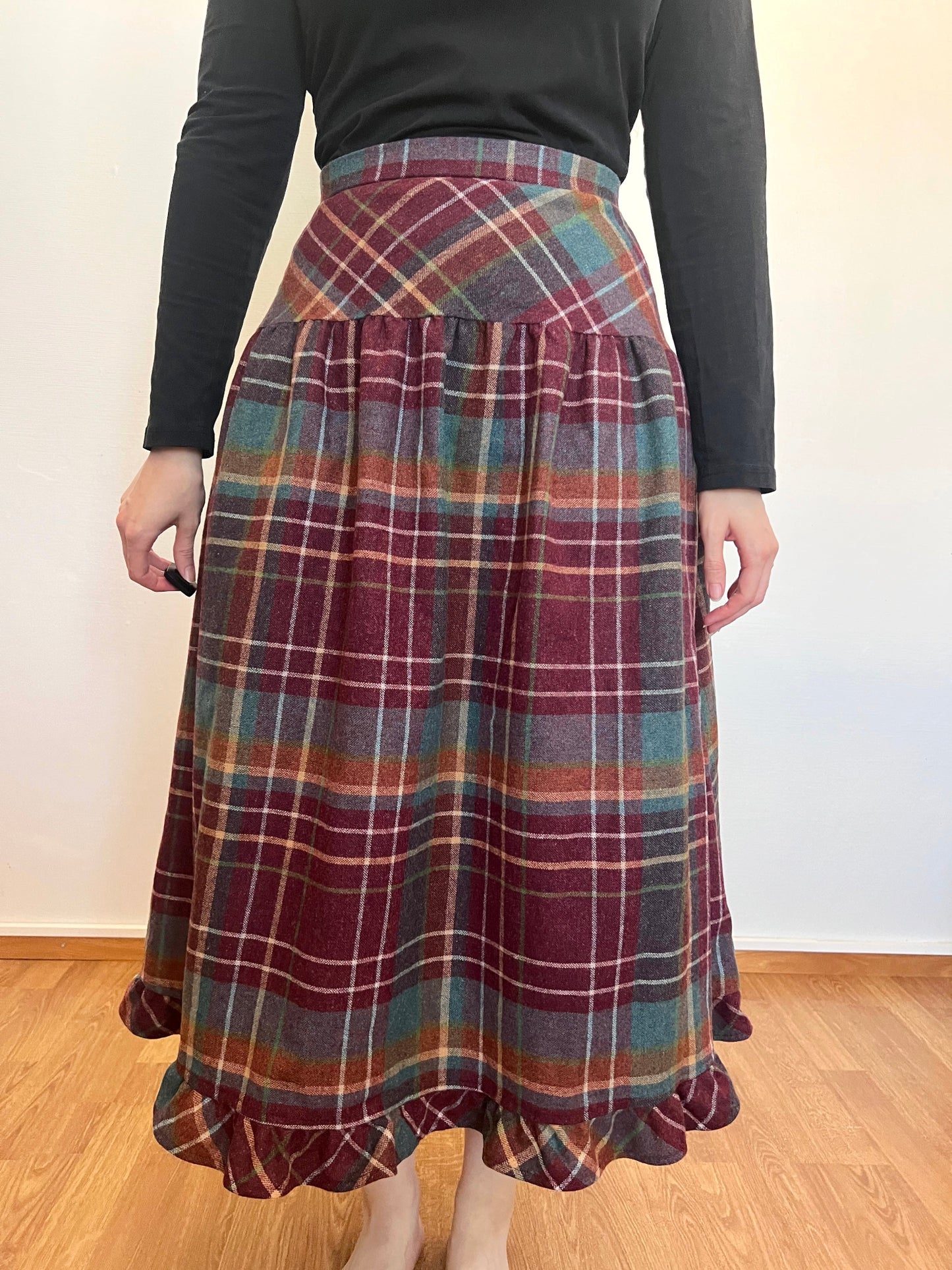 70s plaid skirt, Size S