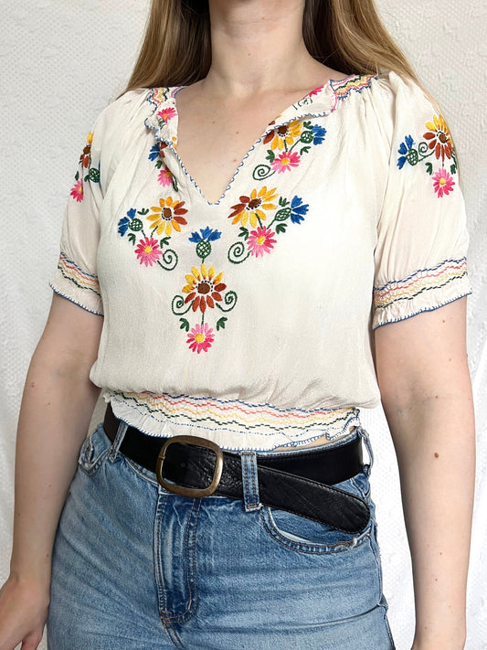 1930s short sleeved Hungarian blouse, Size S