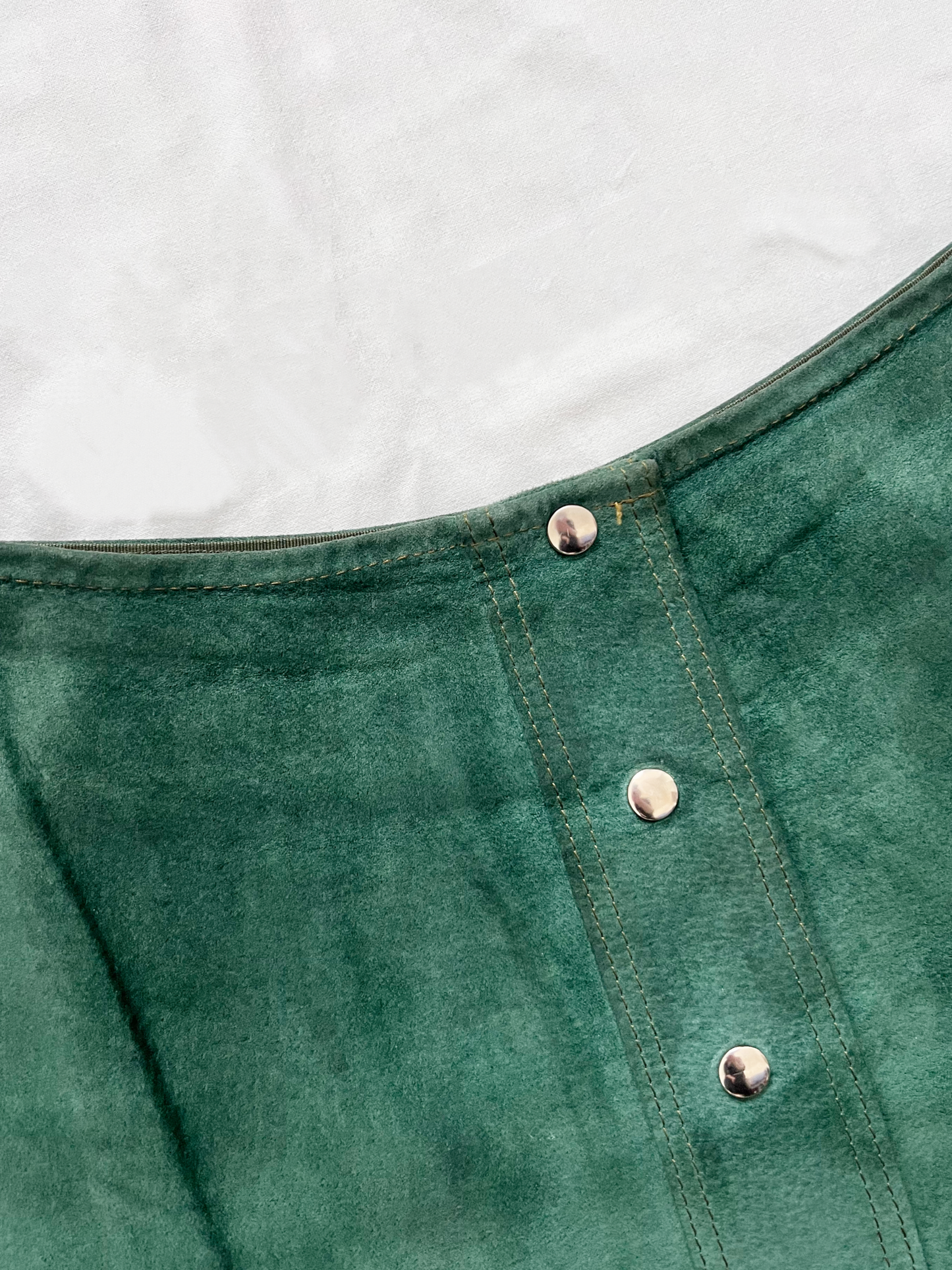 60s green suede skirt, Size S