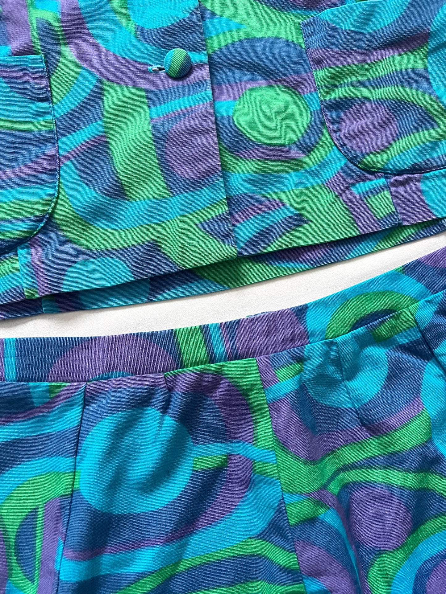 60s blue geometric shirt and skirt set, Size S