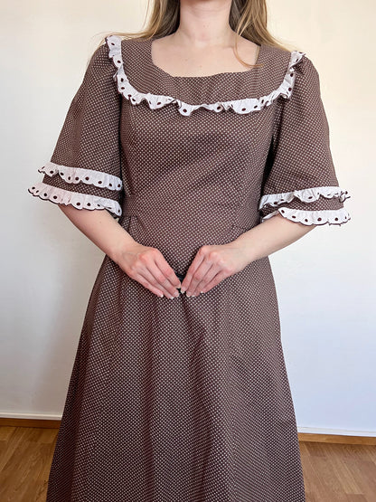 70s brown & white polka dot dress, Size L