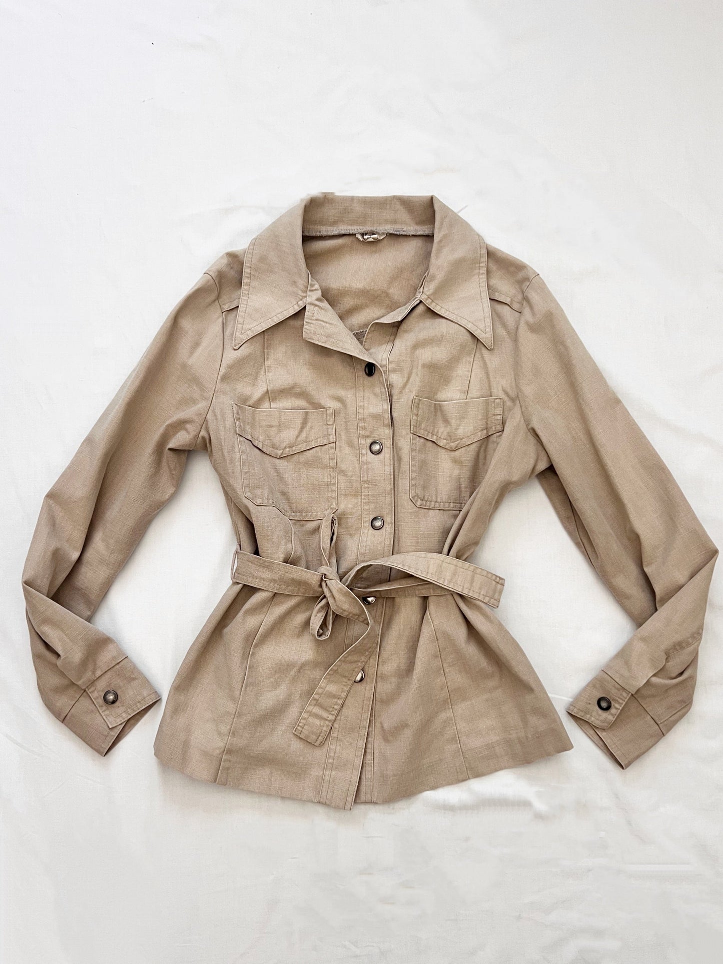 Short beige trench coat, Size M