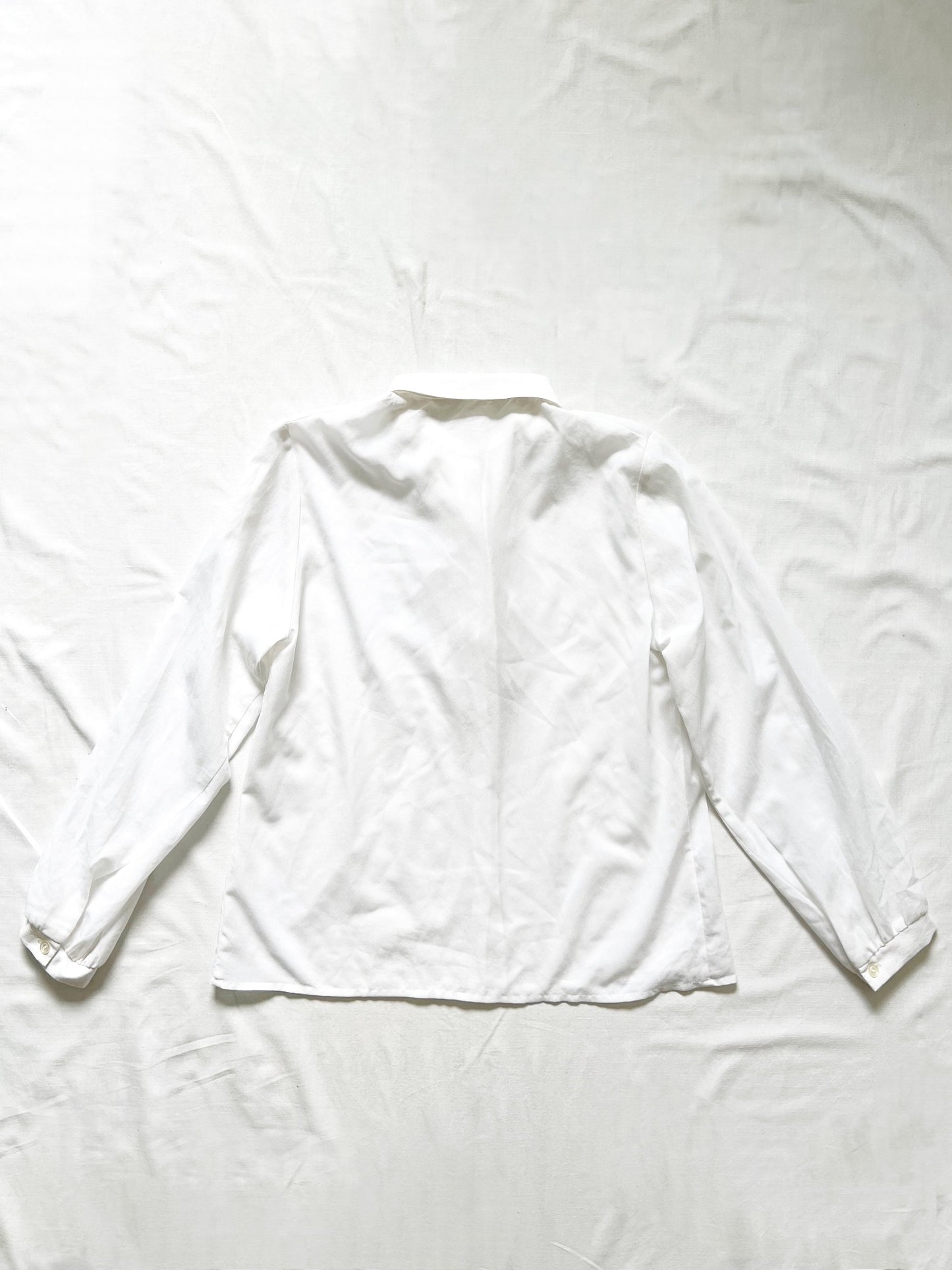 White ruffle blouse, Size M-L