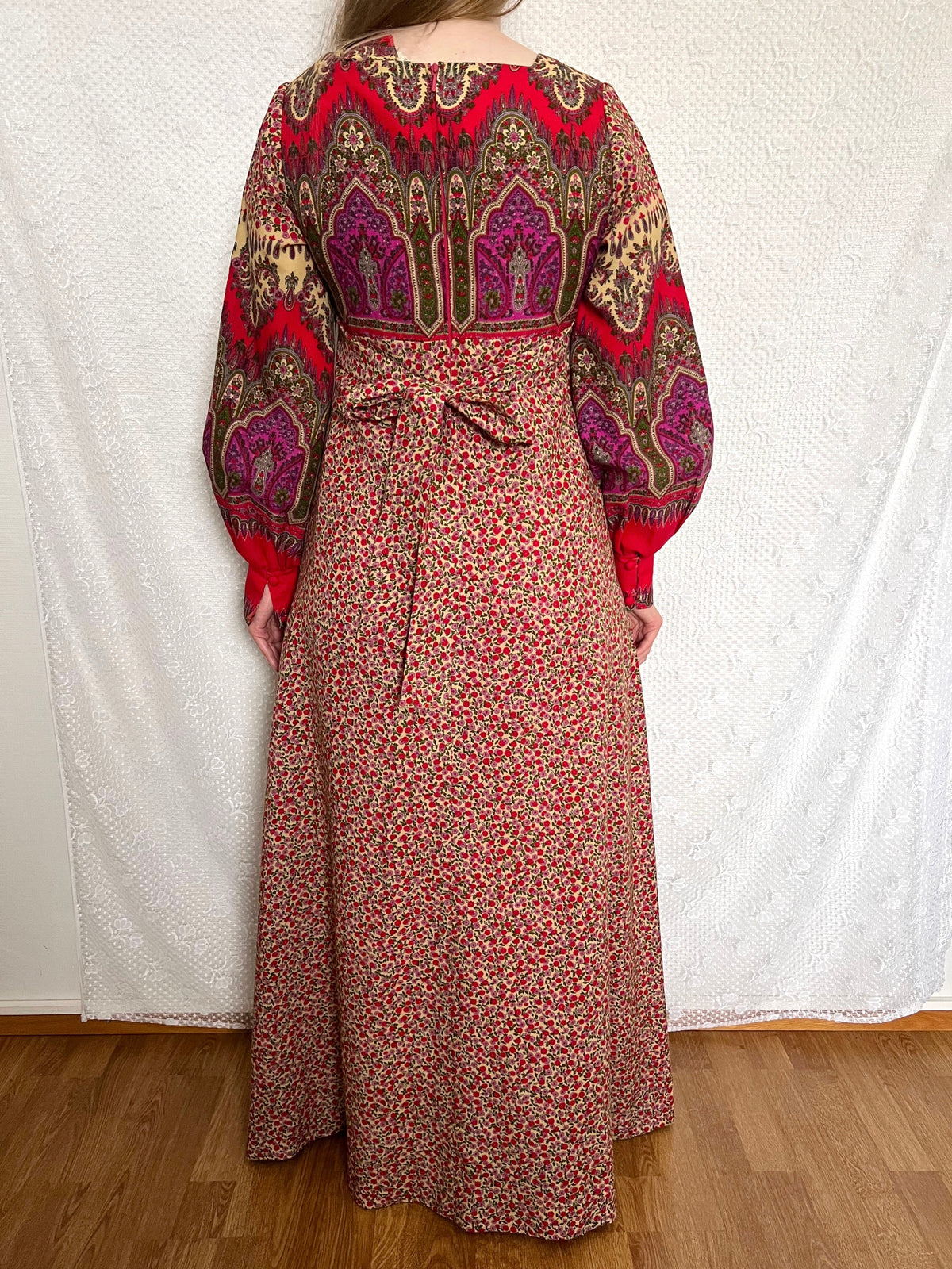 70s red floral Medieval revival maxi dress, Size S-M