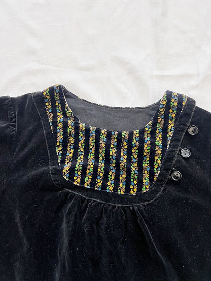 70s black velvet mini dress, Size M