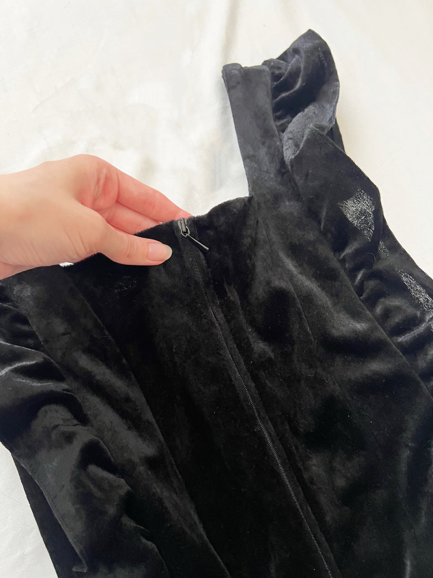 70s black velvet ruffle dress, Size XS-S
