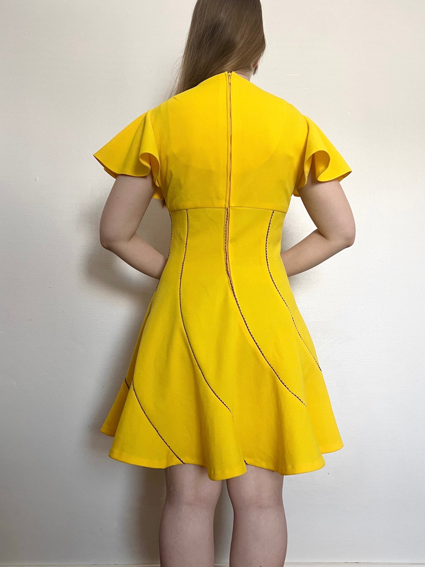 60s bright yellow dress, Size M-L