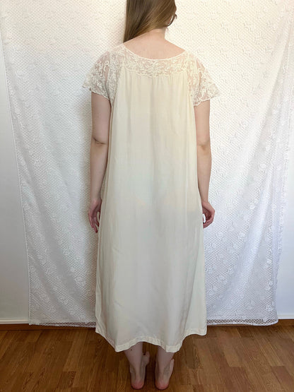 1920s silk white nightgown, Size M-L