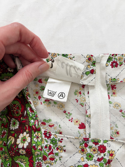 70s white flower pattern dress, Size XS
