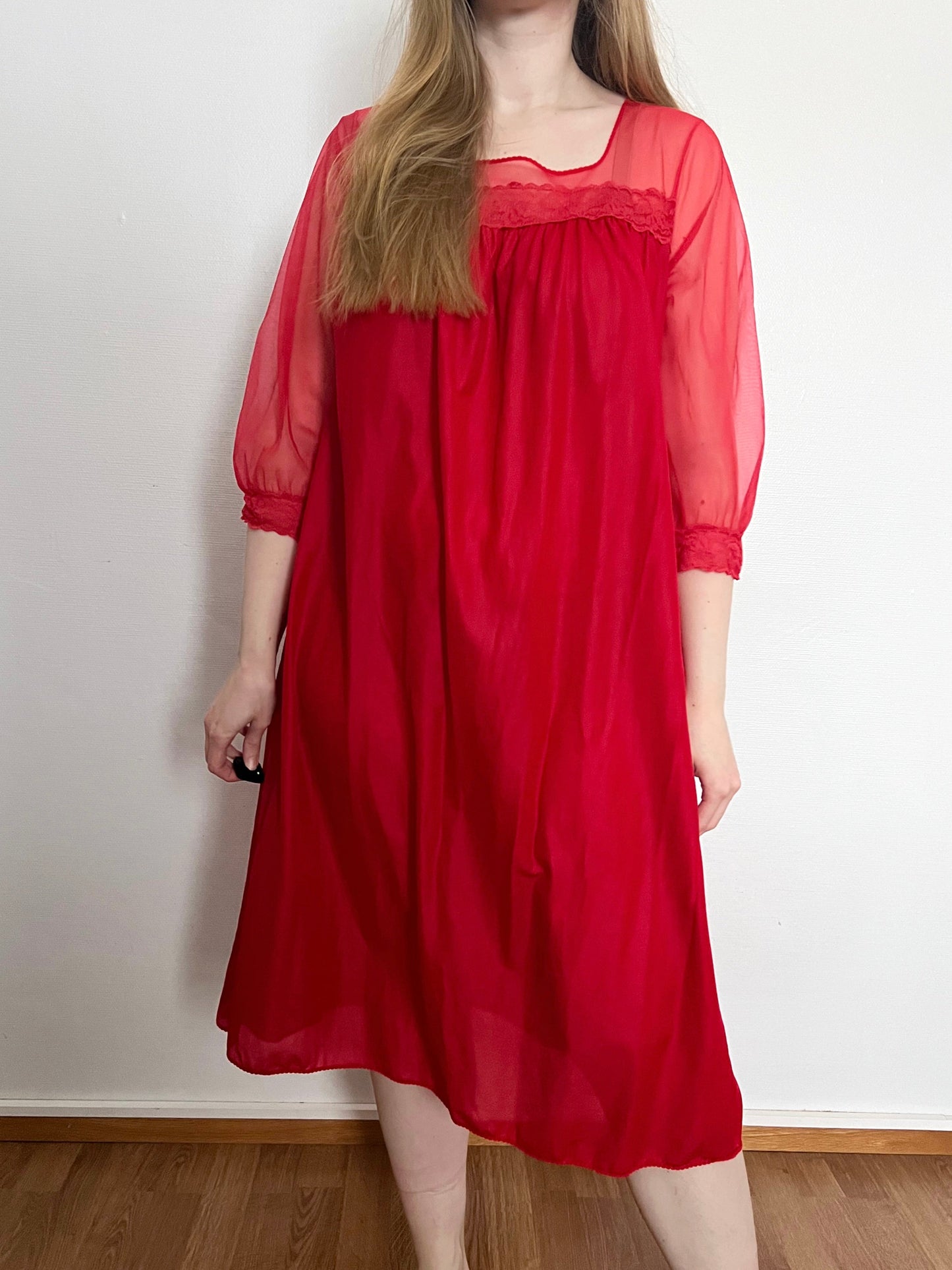 60s red nightgown, Size L