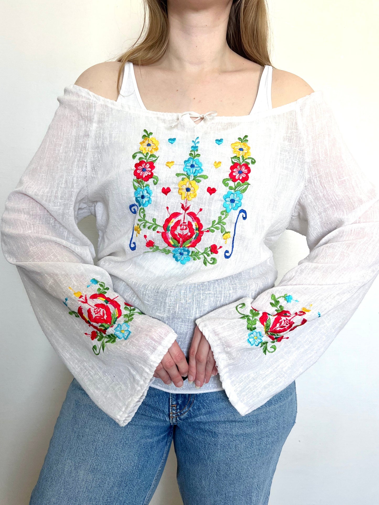 70s floral embroidery white blouse, Size S