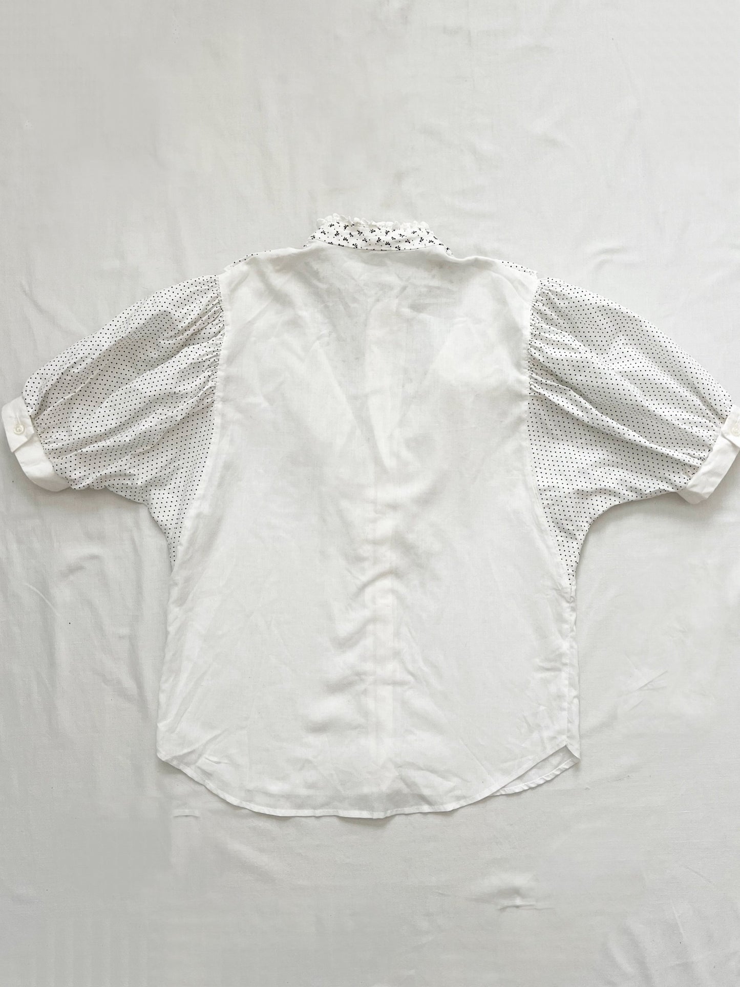 White puffed sleeves t-shirt, Size XS-S