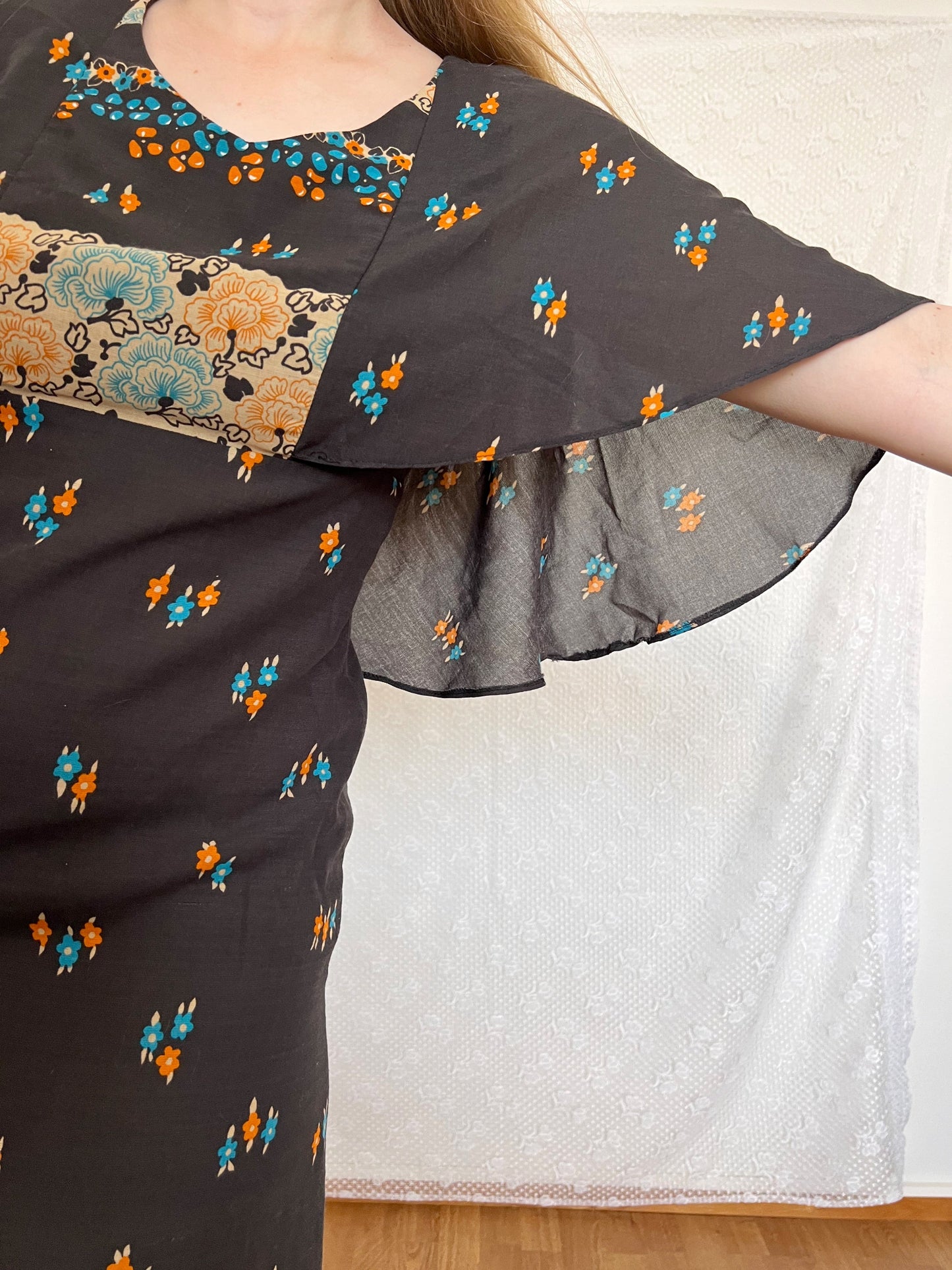 70s black floral cape dress, Size S