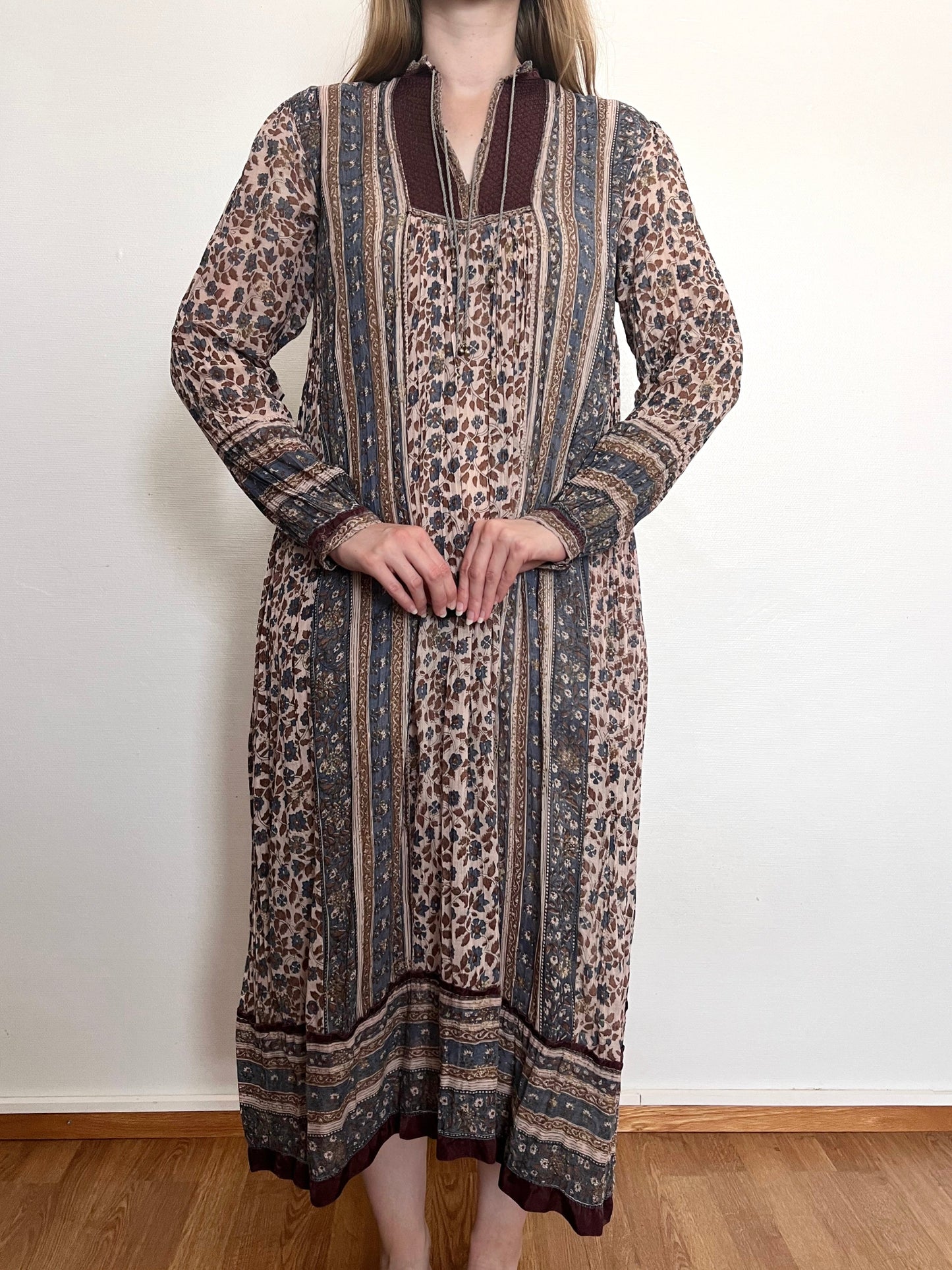 70s Indian cotton gauze pattern dress, Size M