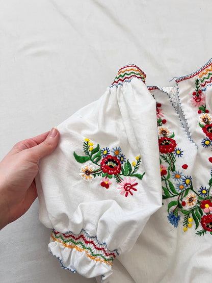 70s hungarian floral blouse, Size S