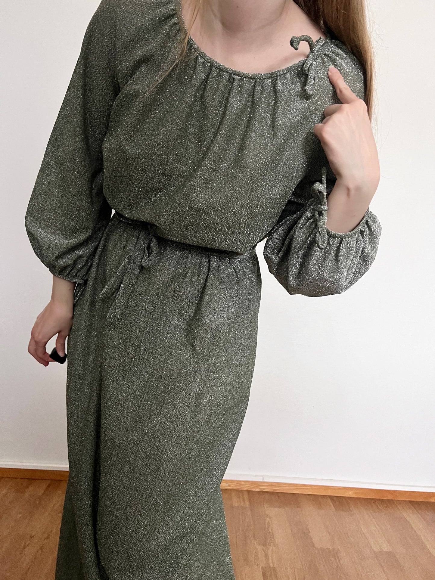 60 silver sparkly gown, Size M