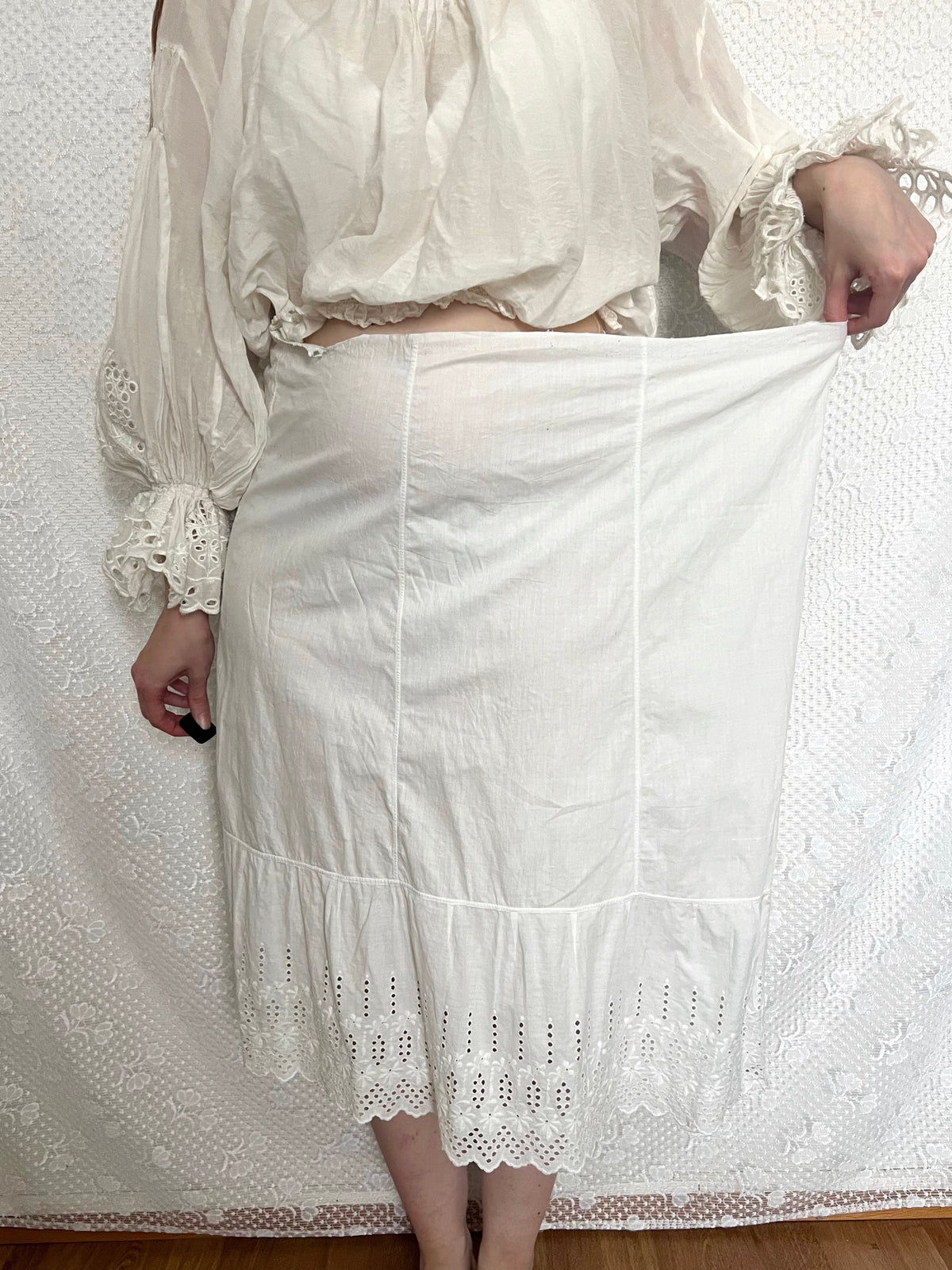 Antique white cotton midi skirt, Size S-M