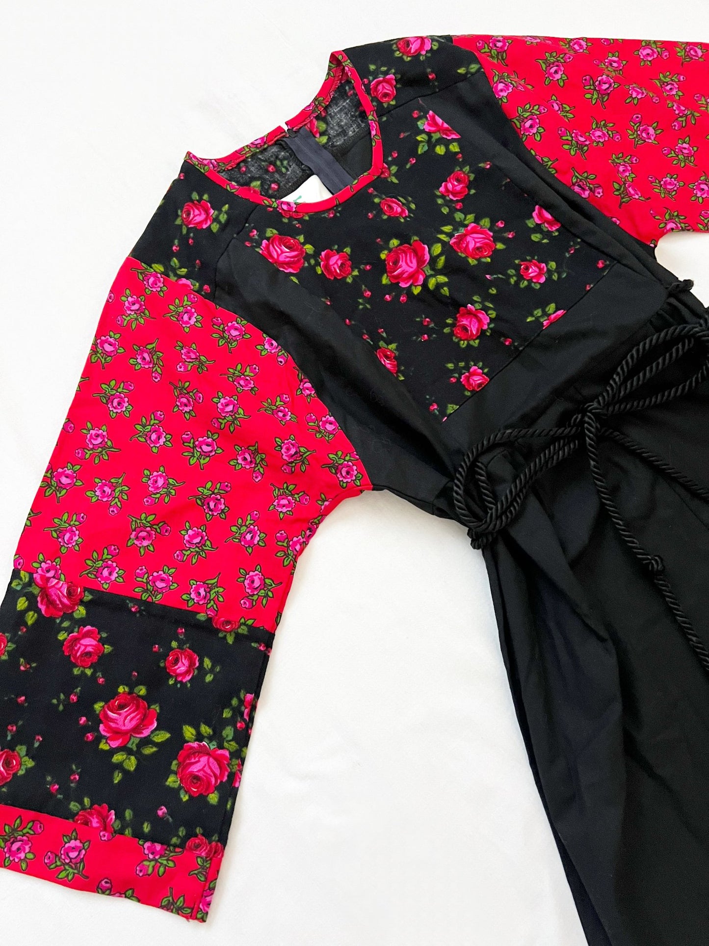 70s black and red flower dress, Size S