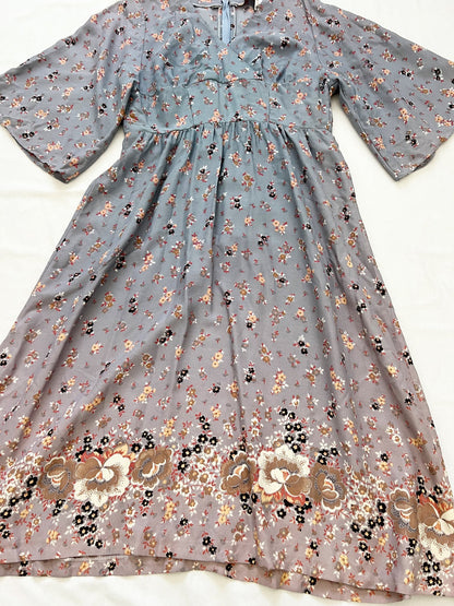 Gray flower dress, Size S